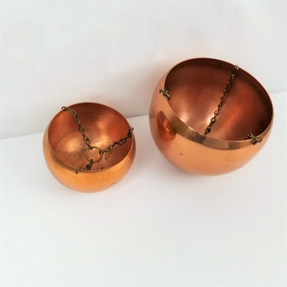 Vintage Round Copper Hanging Planters Plant Pots - Picture 3 of 6